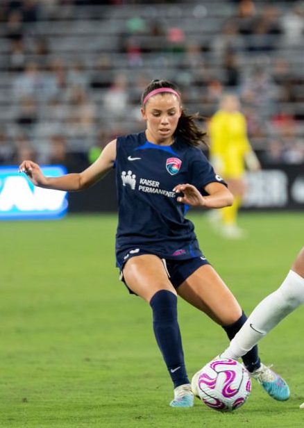 SAN+DIEGO%2C+CA+-+MAY+31%3A+OL+Reign+forward+Tziarra+King+%2823%29+and+San+Diego+Wave+forward+Melanie+Barcenas+%2825%29+during+the++NWSL+Challenge+Cup+match+between+the+San+Diego+Wave+FC+and+the+OL+Reign+on+May+31%2C+2023%2C+at+Snapdragon+Stadium+in+San+Diego%2C+CA.+%28Photo+by+Alan+Smith%2FIcon+Sportswire+via+Getty+Images%29