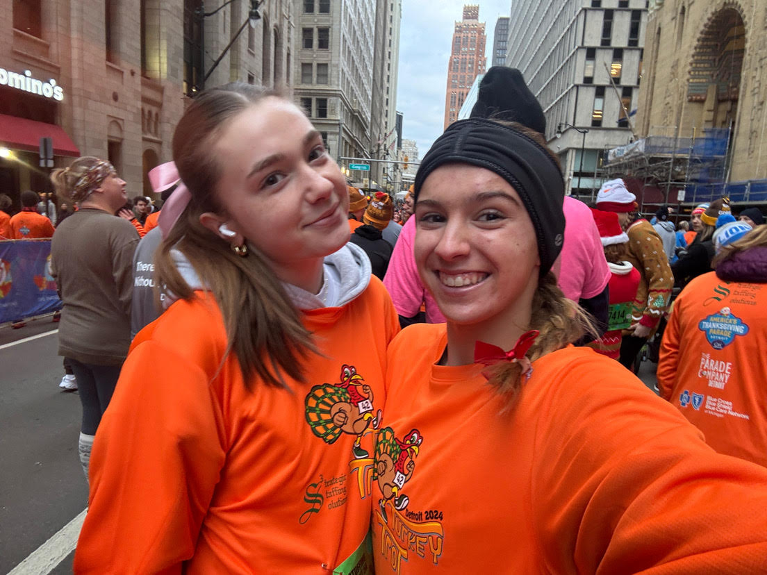 Senior Scarlett Buick and Maddie Collins running the Turkey Trot