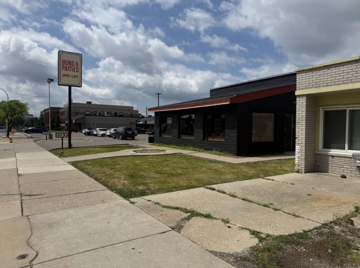 Buns n Patties Brings Needed Spot for Late Night Eats